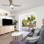Urbania By Sunkeyrents Apartman *