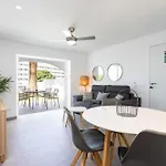 Urbania By Sunkeyrents Apartman