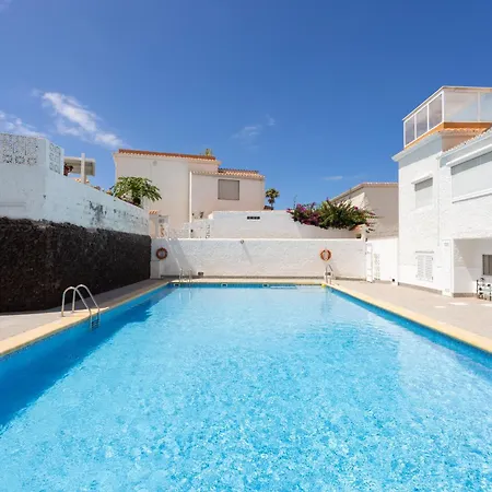 Daire Urbania By Sunkeyrents *