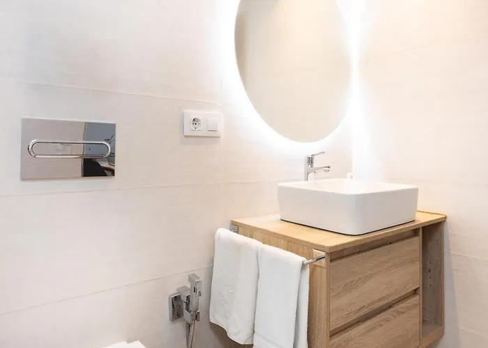 Urbania By Sunkeyrents Apartman