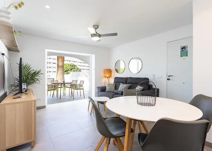 Urbania By Sunkeyrents Apartman