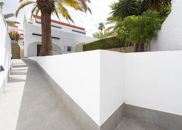 Urbania By Sunkeyrents *